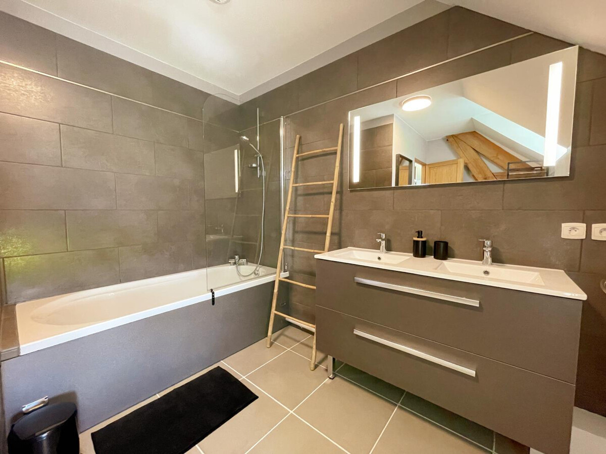Gîte rénové 8 pers., salle de jeux, jardin clos à Courçay - Photo 18