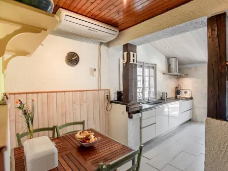 Maison avec piscine privée et jardin de 1300 m² à Roquebrune-sur-Argens : photo 20