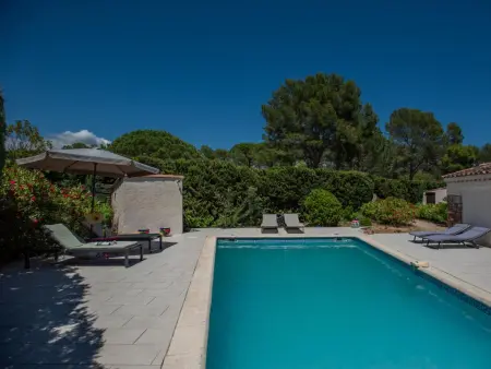 Maison avec piscine privée et jardin de 1300 m² à Roquebrune-sur-Argens : photo 29
