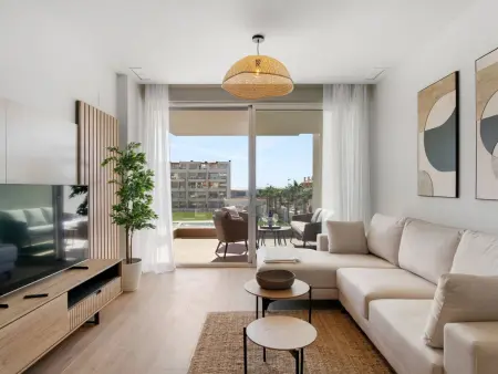 Ema Residencial 63 – Apt 84m² avec terrasse vue piscine : photo 3