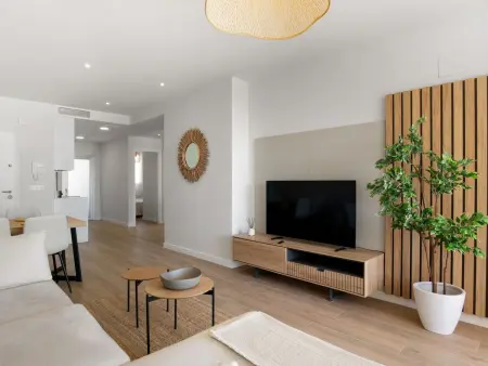 Ema Residencial 63 – Apt 84m² avec terrasse vue piscine : photo 4