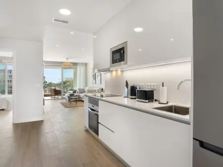 Ema Residencial 63 – Apt 84m² avec terrasse vue piscine : photo 12