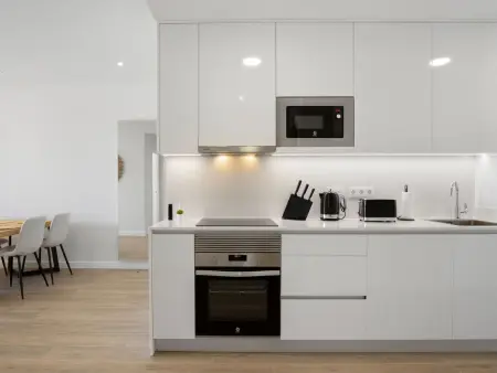 Ema Residencial 63 – Apt 84m² avec terrasse vue piscine : photo 13