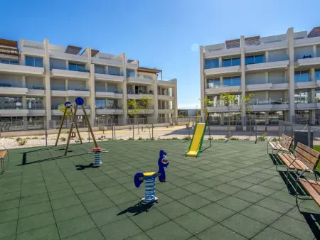 Ema Residencial 63 – Apt 84m² avec terrasse vue piscine : photo 32