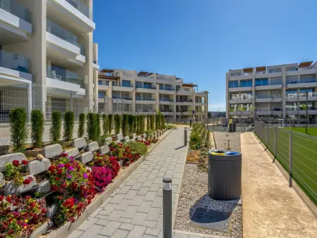Ema Residencial 63 – Apt 84m² avec terrasse vue piscine : photo 37