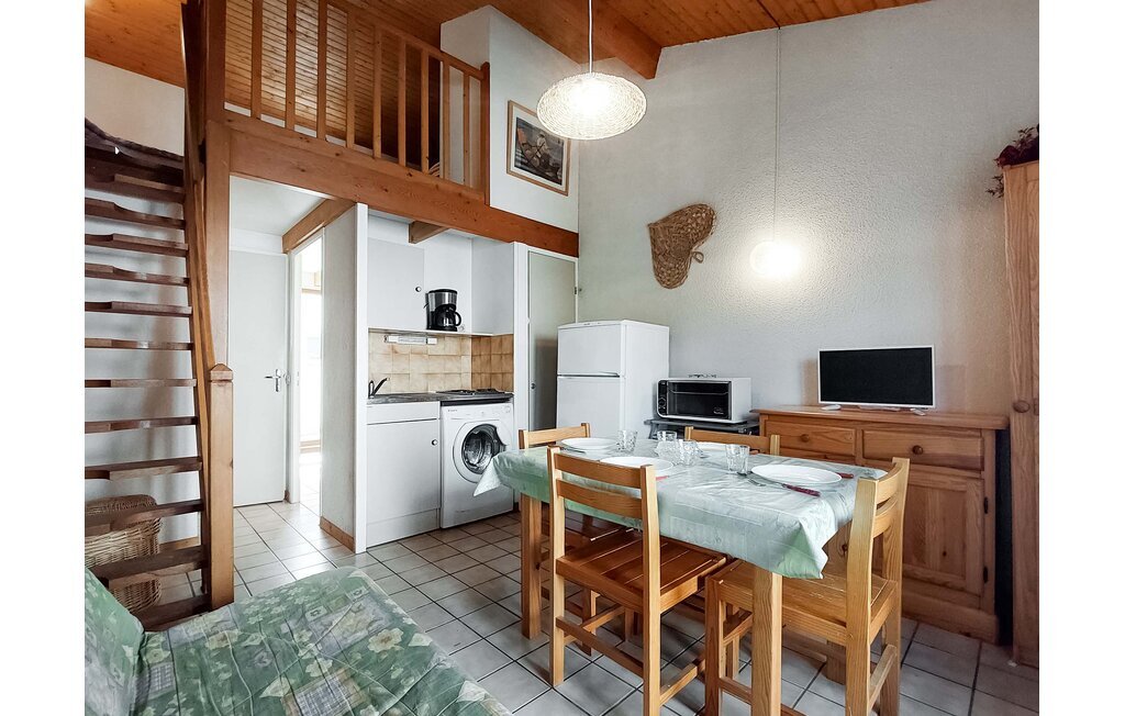 Maison 2 chambres aux Mathes avec piscine partagée - Photo 11