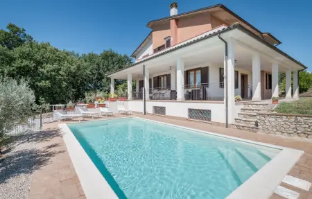 Location maison à Otricoli