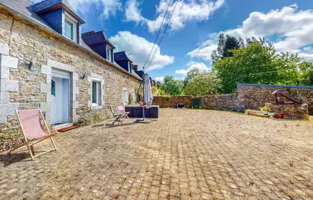 Maison en pierre 6 pers. à Plouagat, cour privée : photo 6