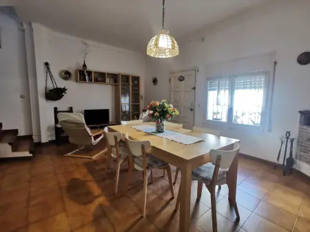 Maison spacieuse à Llançà pour 10 pers, proche plage avec terrasse panoramique - Photo 2
