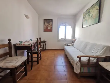 Maison spacieuse à Llançà pour 10 pers, proche plage avec terrasse panoramique - Photo 6