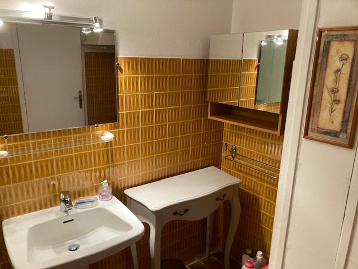 Appartement climatisé centre-ville avec parking privé - Photo 10