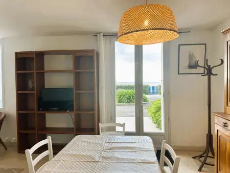 Appartement vue océan direct plage à La Forêt-Fouesnant : photo 4