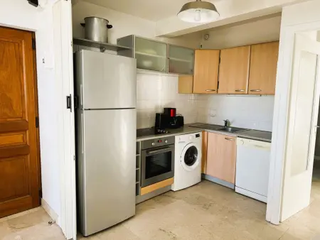 Appartement vue océan direct plage à La Forêt-Fouesnant : photo 8