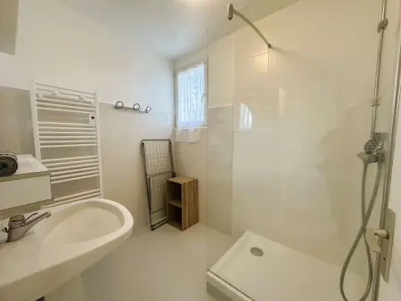 Appartement vue océan direct plage à La Forêt-Fouesnant : photo 12