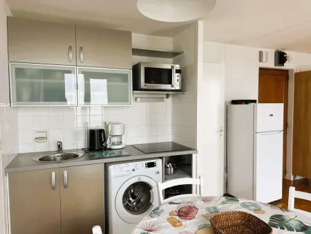 Appartement rénové 2 pers. vue mer, accès direct plage : photo 6