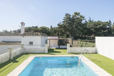 Villa Verde à Cádiz – Piscine d'eau salée près de la plage : photo 3