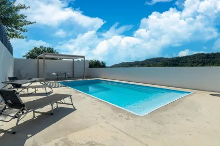 La Garenne - Maison 8 personnes, piscine privée à Cessenon : photo 8