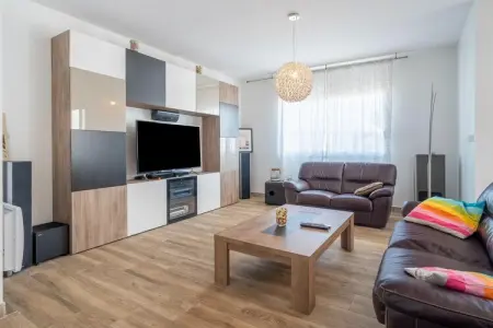 La Garenne - Maison 8 personnes, piscine privée à Cessenon : photo 18
