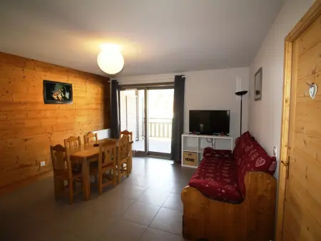 T3 Auris à 50m des pistes, piscine et parking gratuits : photo 4