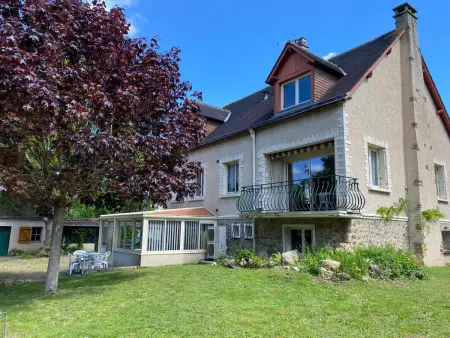 Gîte 6 chambres en village avec parking fermé - Photo 3
