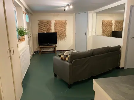 Gîte 6 chambres en village avec parking fermé - Photo 12