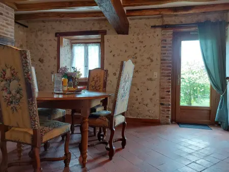 Les Rêves d'Améléa – Gîte 4 pers. avec piscine à Châteaudun : photo 7