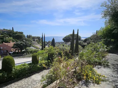 Rez-de-villa 2 ch, piscine chauffée et vue mer aux Issambres - Photo 14