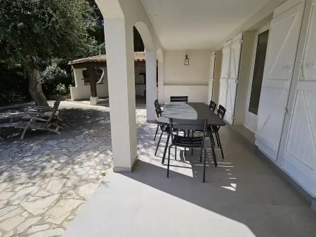 Rez-de-villa 2 ch, piscine chauffée et vue mer aux Issambres - Photo 15