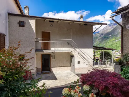 Miki Mhouse, Maison 5 personnes à Lago di Mezzola - Photo 1