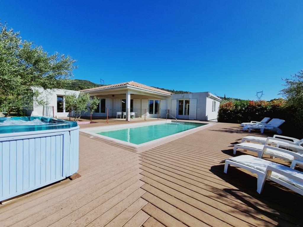 Villa Le Ranch – Piscine et spa à Oupia - Photo 1
