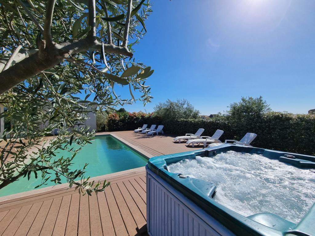 Villa Le Ranch – Piscine et spa à Oupia - Photo 10