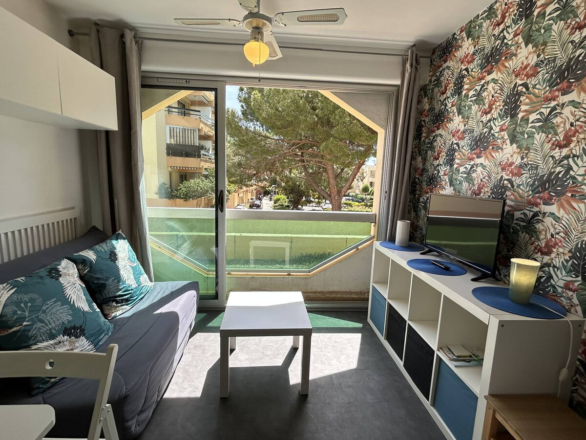 Studio climatisé 3 pers, parking privé - Bormes-les-Mimosas - Photo 2