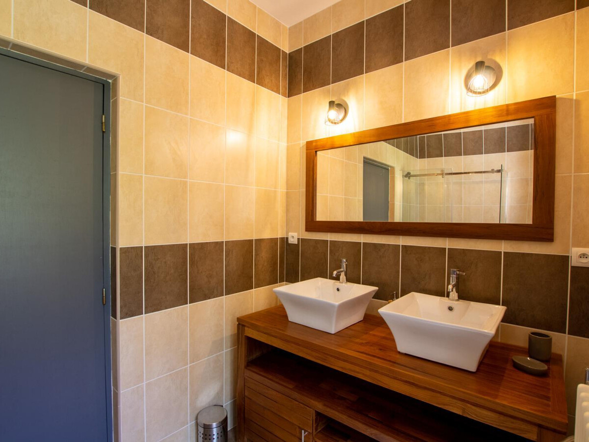 Gîte fermette 1000m² jardin clos - Saint-Chamassy - Photo 9