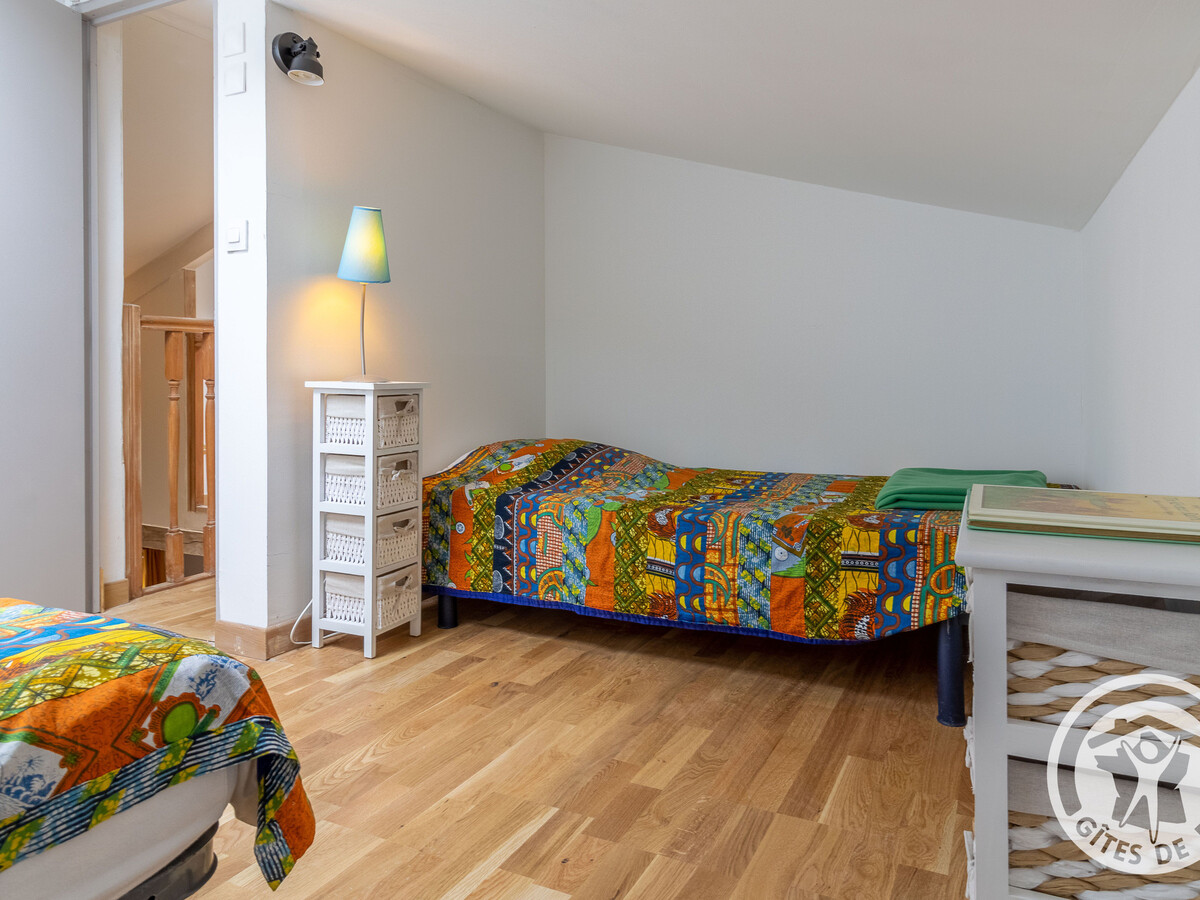 Gîte en pierre avec jardin 250m² et vue campagne, Montilliers - Photo 7