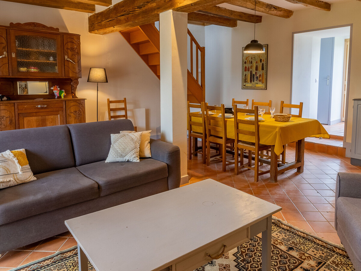 Gîte en pierre avec jardin 250m² et vue campagne, Montilliers - Photo 13