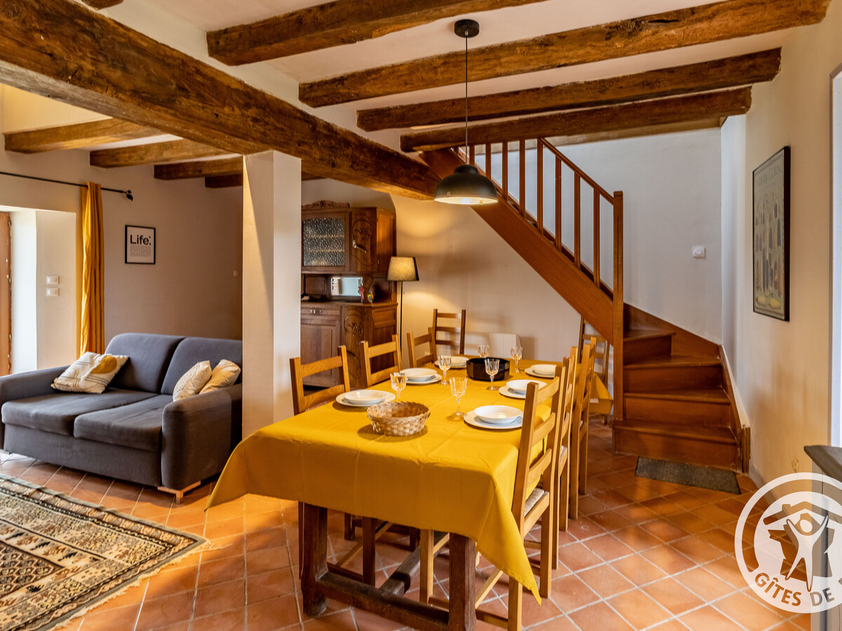 Gîte en pierre avec jardin 250m² et vue campagne, Montilliers - Photo 15