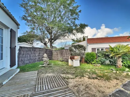 Maison Les Cariatides – plage à 100 m, piscine commune : photo 23