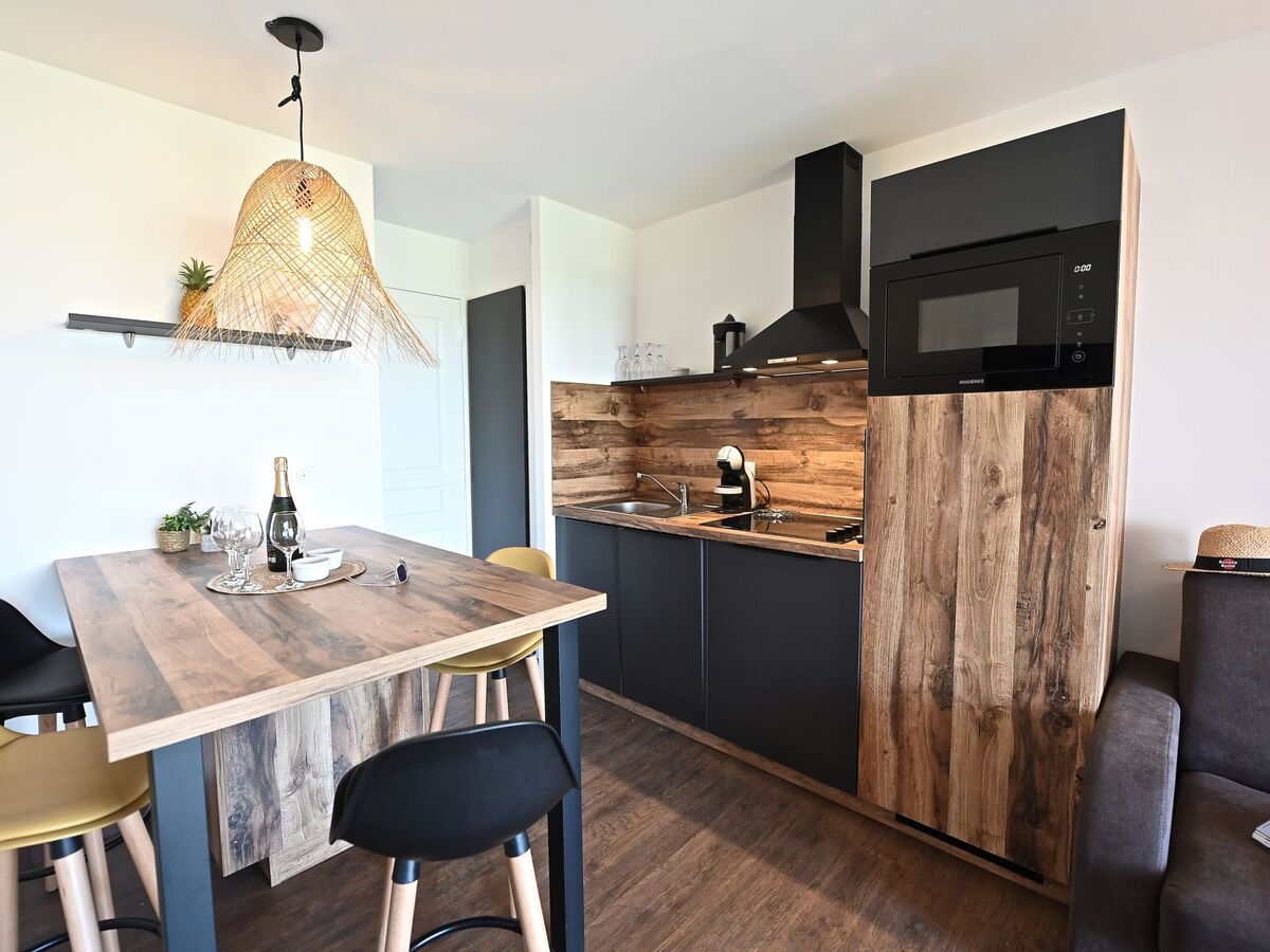 Appartement L'Esquinade rénové 2024, vue golf et montagnes - Photo 2