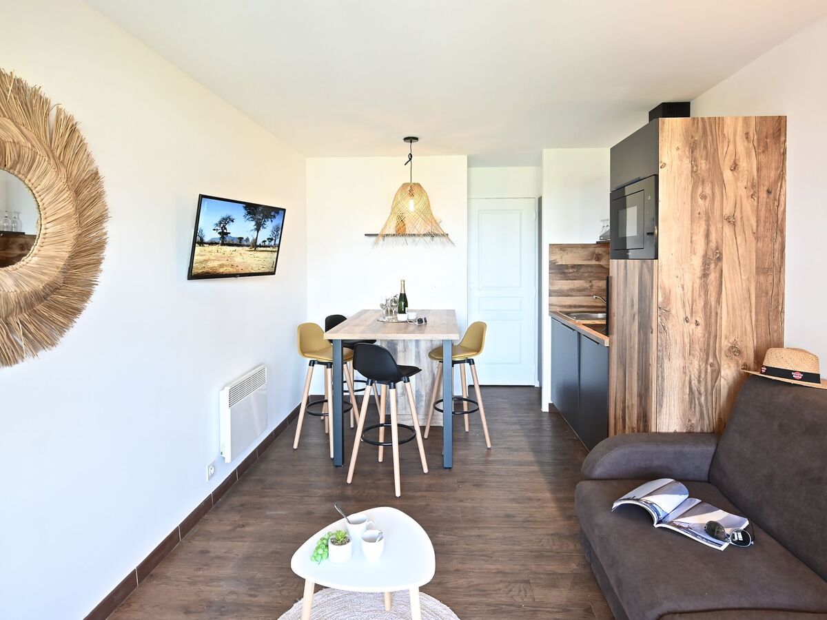 Appartement L'Esquinade rénové 2024, vue golf et montagnes - Photo 11