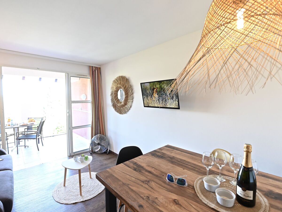 Appartement L'Esquinade rénové 2024, vue golf et montagnes - Photo 12