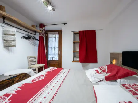 Appartement Maison Bonheur avec piscine privée : photo 13
