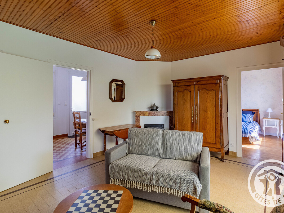 Maison de plain-pied 75m² à Saint Germain sur Moine - Photo 6