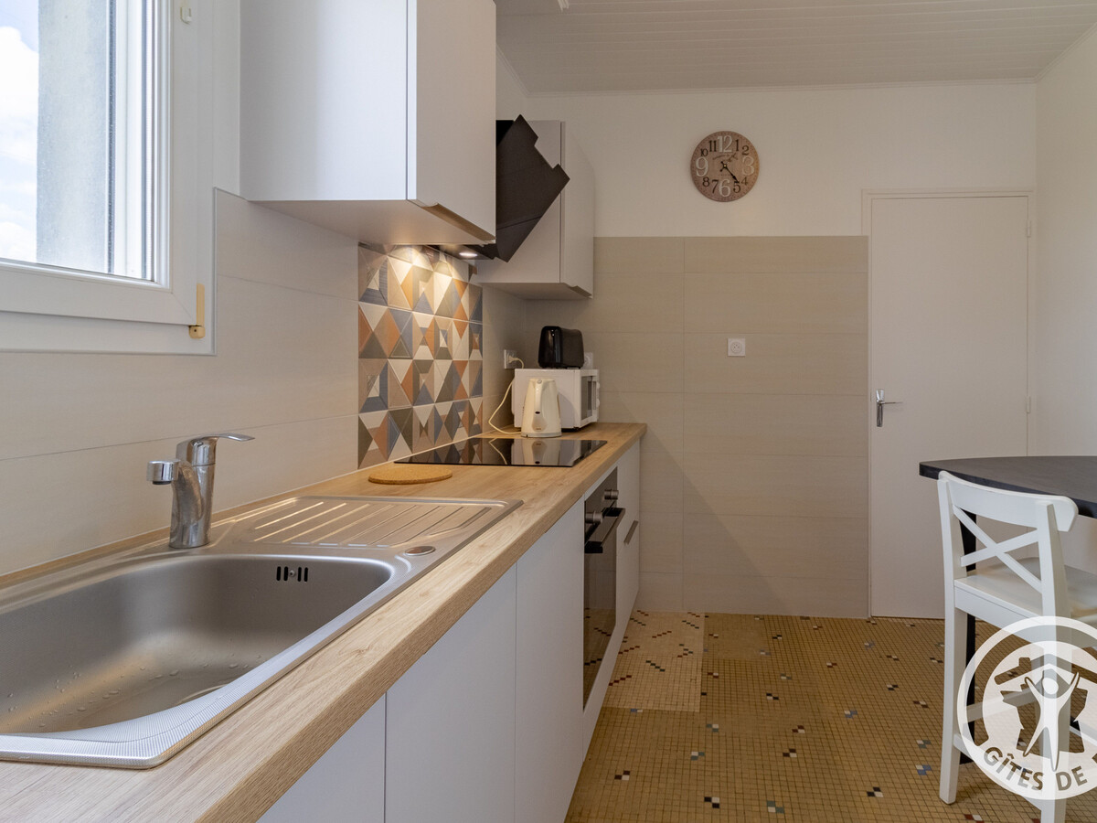 Maison de plain-pied 75m² à Saint Germain sur Moine - Photo 9