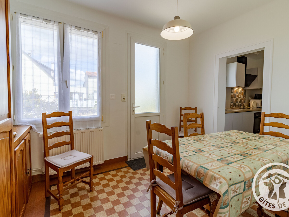 Maison de plain-pied 75m² à Saint Germain sur Moine - Photo 12