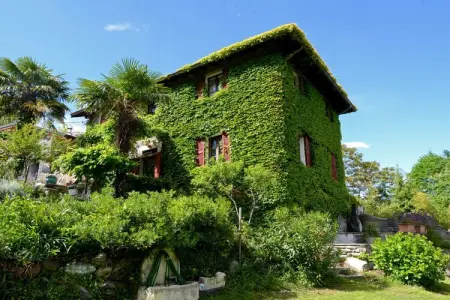 Location maison à Cremia, Villa Rustica Résidence de vacances confortable