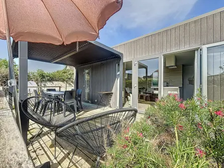 Location mobil home à Jullouville, Mobil-Home Confort 6p, 3 Chambres, 2 SDB, Plage à 200m, Piscine Chauffée, Fitness, Wifi Gratuit