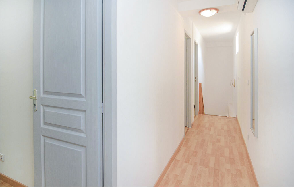 Les Piboules, appartement 6 pers. avec piscine au Sambuc - Photo 18
