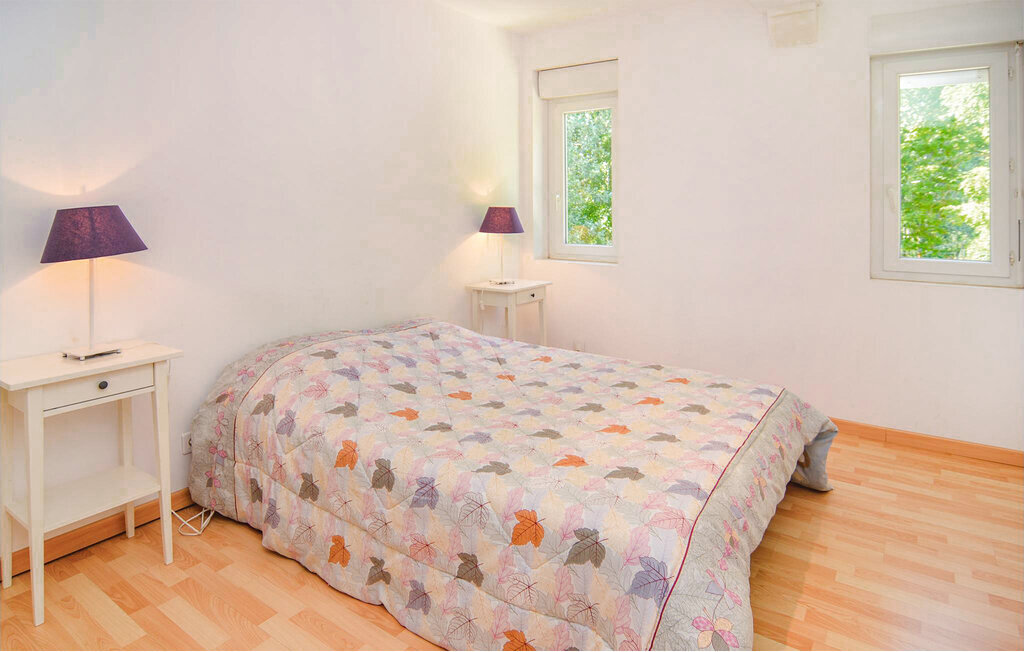 Les Piboules, appartement 6 pers. avec piscine au Sambuc - Photo 20