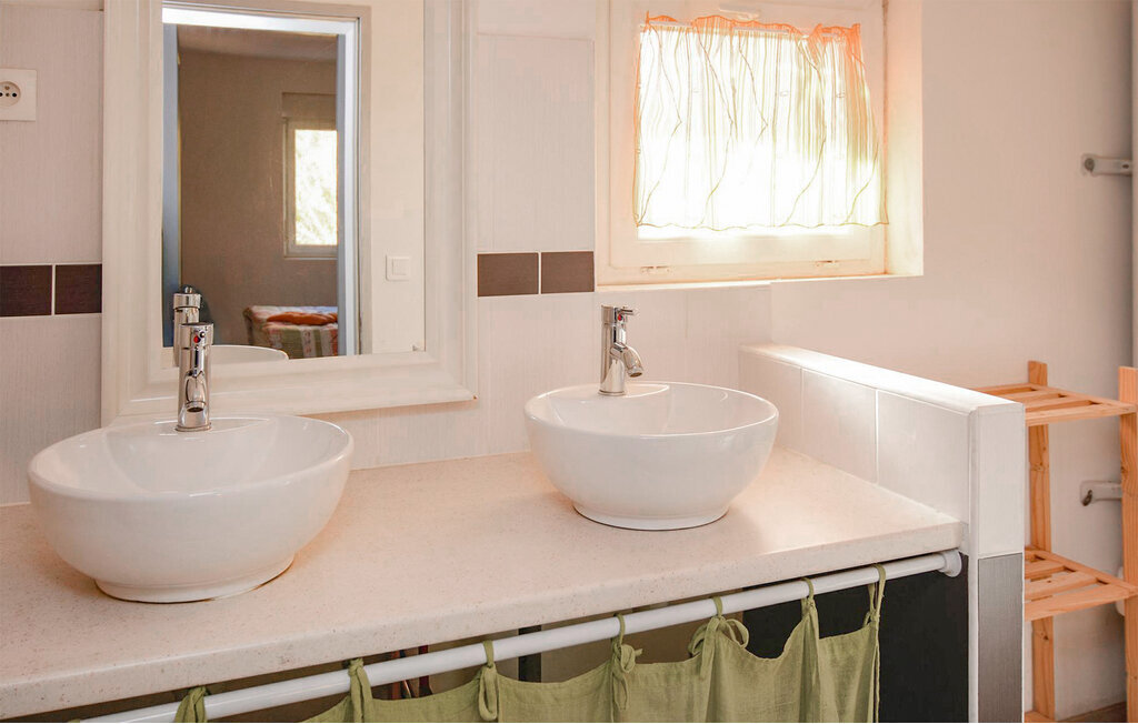 Les Piboules, appartement 6 pers. avec piscine au Sambuc - Photo 23