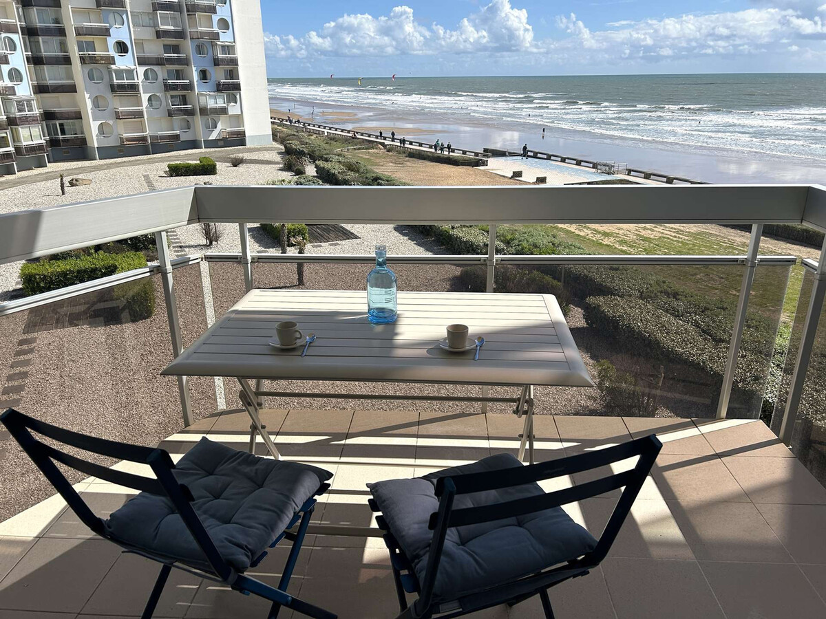 Appartement 2p vue mer avec accès direct plage - Photo 1